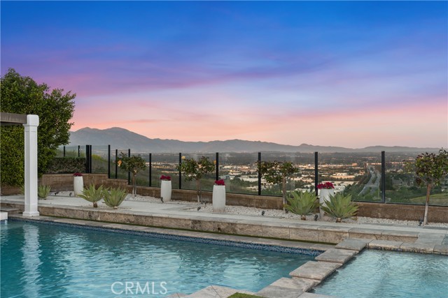 104 Scenic Crest, Irvine CA: https://media.crmls.org/medias/e9220cf5-8c7f-40ac-8f06-3c8c944a4687.jpg