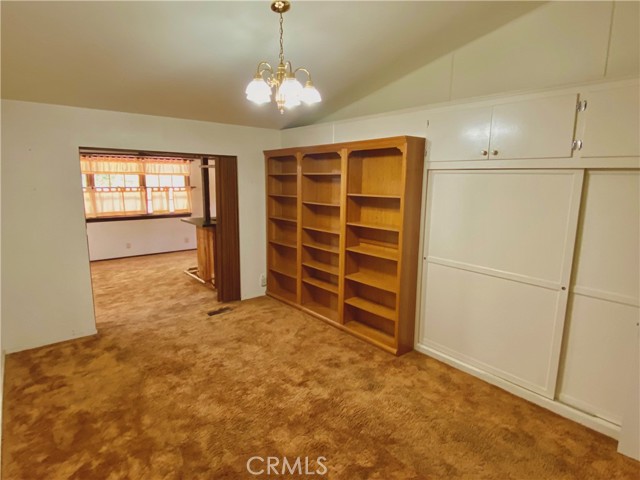 Detail Gallery Image 10 of 29 For 13209 Harding St, Sylmar,  CA 91342 - 3 Beds | 2/1 Baths