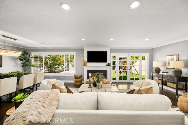 1191 La Limonar, North Tustin CA: https://media.crmls.org/medias/e924921c-70a9-4a97-a267-817dddec433e.jpg
