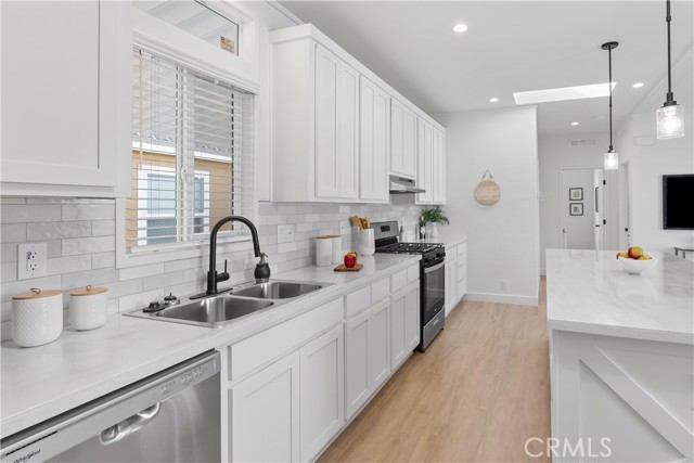 Detail Gallery Image 13 of 25 For 15121 Beach Blvd. #19, Westminster,  CA 92683 - 3 Beds | 2 Baths
