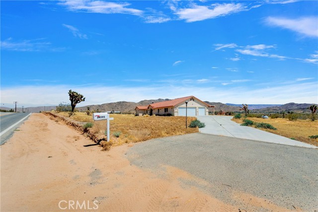 Image 3 for 24595 Cahuilla Rd, Apple Valley, CA 92307