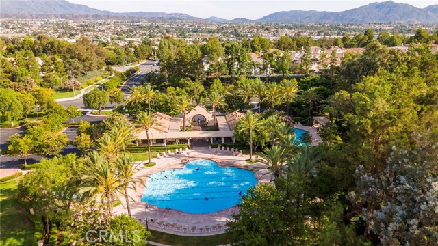 43195 Martina Court, Temecula CA: https://media.crmls.org/medias/e9267257-ab58-4648-9b32-bd1eaae4efd3.jpg