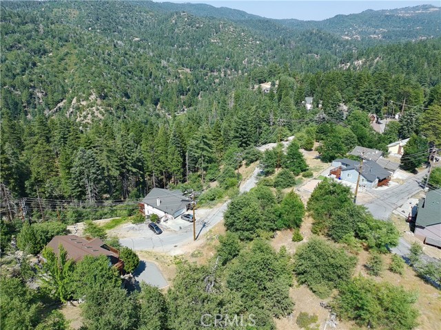 Detail Gallery Image 11 of 30 For 31912 Encina Way, Running Springs,  CA 92382 - – Beds | – Baths