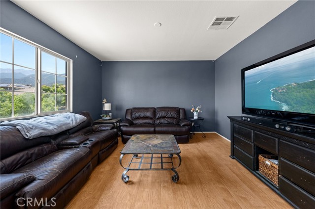 8800 Camino Limon Road, Corona CA: https://media.crmls.org/medias/e9287b2e-19ac-4208-a16b-7b8cd29058cb.jpg