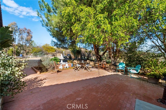2311 Rose Road, Fallbrook CA: https://media.crmls.org/medias/e928b778-63fe-445b-887e-52bd0297262c.jpg