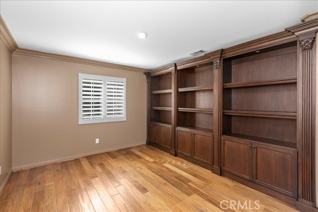 Image 34 of 46 For 693 John Drive