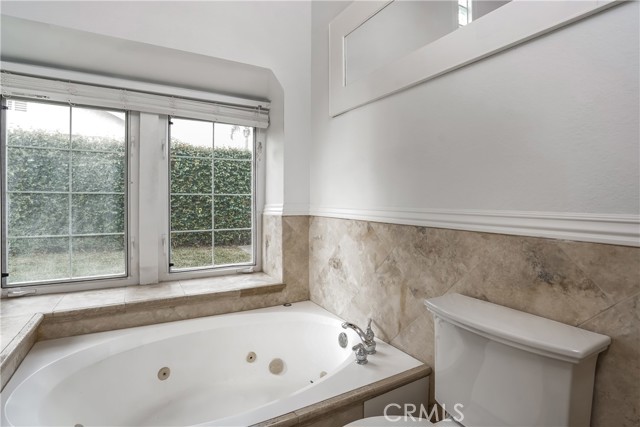 Detail Gallery Image 17 of 27 For 4 Aberdeen St, Irvine,  CA 92620 - 3 Beds | 2 Baths