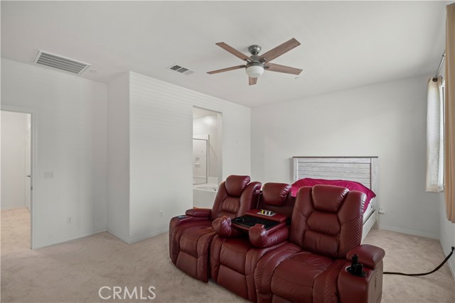 7118 Vernazza, Eastvale CA: https://media.crmls.org/medias/e92c5fb6-1166-49b5-91fa-6721794cca2e.jpg