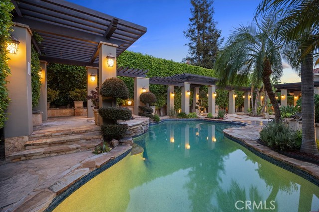 451 W Le Roy Avenue, Arcadia CA: https://media.crmls.org/medias/e92cab0c-b196-4011-b373-4958c5226125.jpg