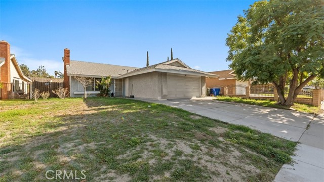 Detail Gallery Image 2 of 20 For 315 S Dallas, San Bernardino,  CA 92410 - 3 Beds | 2 Baths