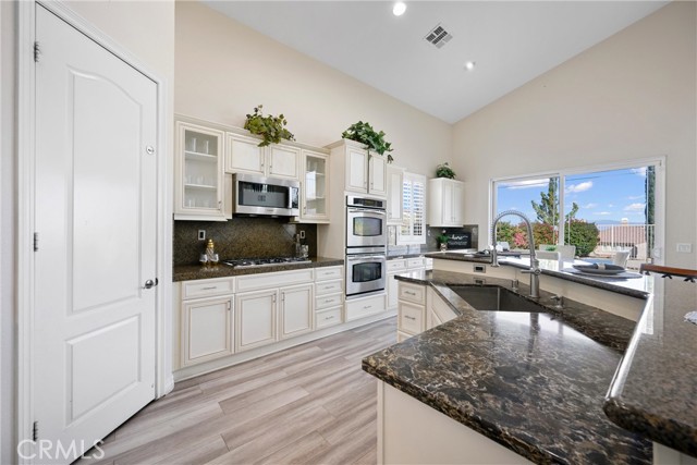 Image 12 of 49 For 25 Volta Del Tintori Street