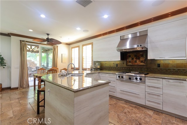 1405 Manera Ventosa, San Clemente CA: https://media.crmls.org/medias/e92edb89-d250-4f98-9032-74ca6a18cce1.jpg