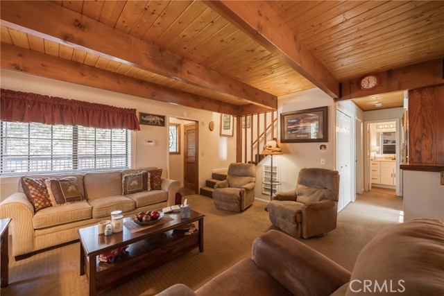 301 Downey Drive, Big Bear City CA: https://media.crmls.org/medias/e92f01a5-d6cd-45e1-a0df-38a261347eaa.jpg