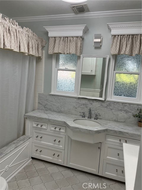 5124 Vesper Avenue, Sherman Oaks CA: https://media.crmls.org/medias/e92f1b39-086f-4963-ac58-3916b76856ba.jpg