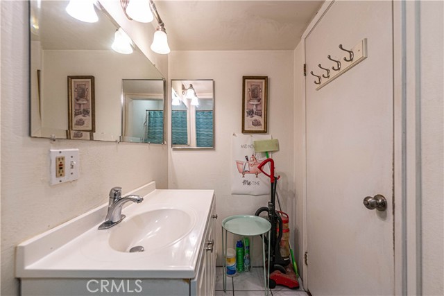 Detail Gallery Image 12 of 27 For 22718 Figueroa St #22,  Carson,  CA 90745 - 3 Beds | 2 Baths