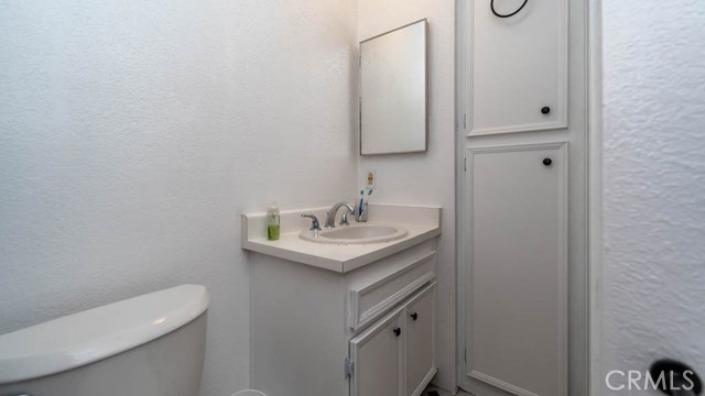 Detail Gallery Image 6 of 17 For 2875 N Los Felices Rd #211,  Palm Springs,  CA 92262 - 1 Beds | 1 Baths