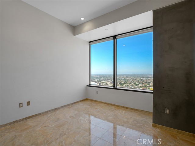 Detail Gallery Image 26 of 49 For 1100 Wilshire Bld #2911,  Los Angeles,  CA 90017 - 2 Beds | 1 Baths