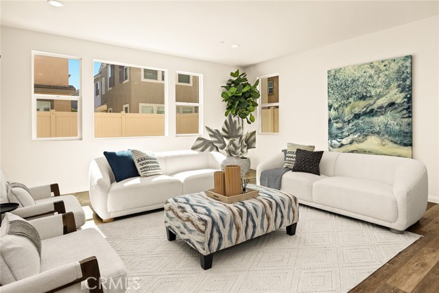 16114 Almond Avenue, Chino CA: https://media.crmls.org/medias/e9312e98-e309-45d7-bdbc-16113308af5a.jpg