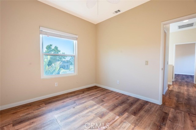 Detail Gallery Image 18 of 42 For 27807 Crown Court Cir #3,  Valencia,  CA 91354 - 3 Beds | 2/1 Baths