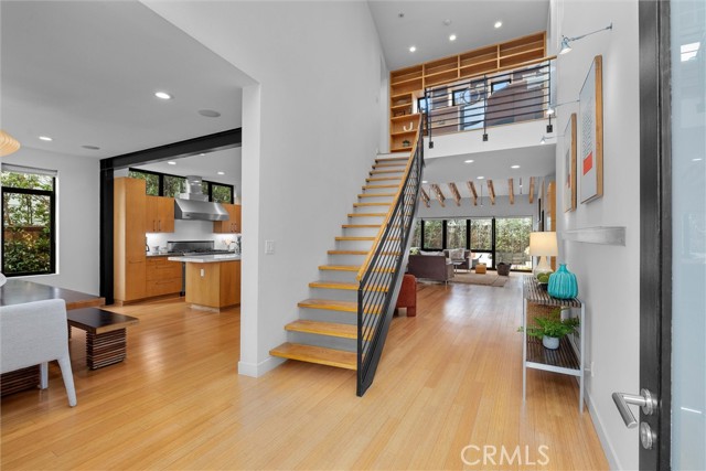 Detail Gallery Image 7 of 51 For 1635 19th St, Manhattan Beach,  CA 90266 - 6 Beds | 4 Baths