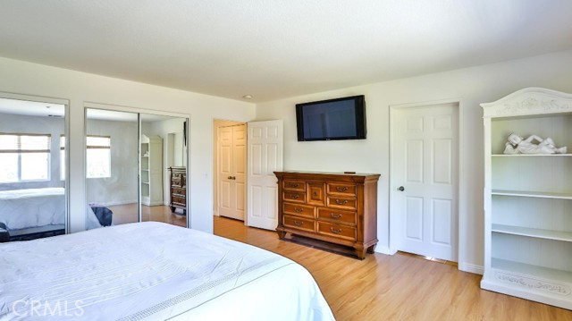 Detail Gallery Image 45 of 57 For 21817 Charlotte Ct, Canoga Park,  CA 91304 - 5 Beds | 2/1 Baths