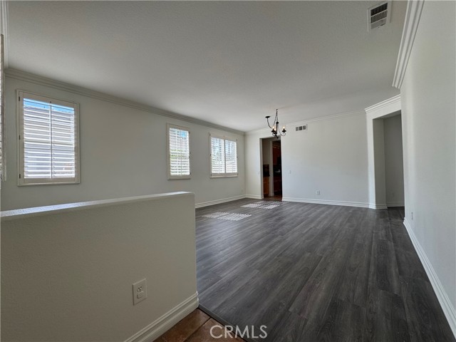 Detail Gallery Image 7 of 40 For 7069 Misty Meadow, Corona,  CA 92880 - 5 Beds | 3 Baths