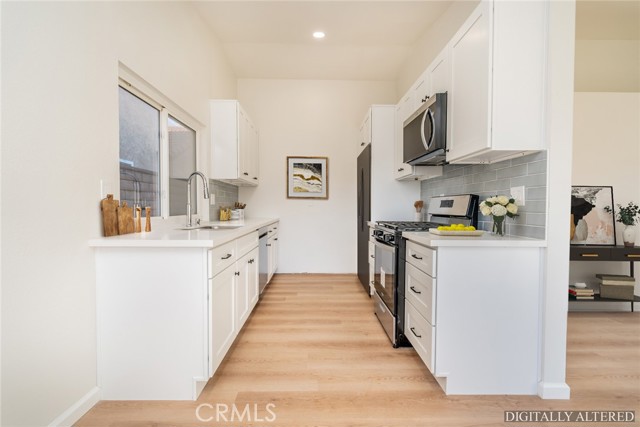 Detail Gallery Image 11 of 33 For 23609 Candle Shoe Ct, Moreno Valley,  CA 92557 - 2 Beds | 1 Baths