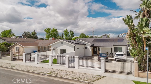 Detail Gallery Image 9 of 51 For 14159 Gault St, Van Nuys,  CA 91405 - 3 Beds | 2 Baths