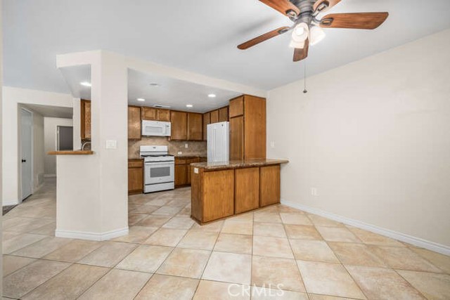 Image 11 of 42 For 10430 Briar Oaks Drive D