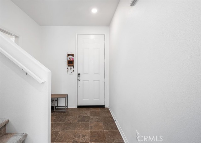 Detail Gallery Image 19 of 50 For 2502 Gunner Ridge Way, Rialto,  CA 92377 - 3 Beds | 2/1 Baths