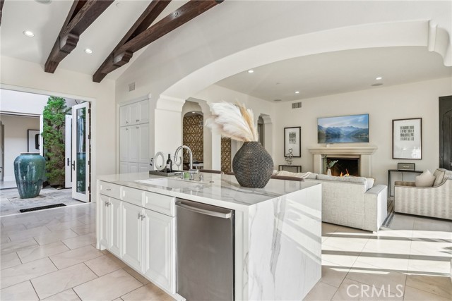 3 Coral Cay, Newport Coast CA: https://media.crmls.org/medias/e934a737-fb03-4a7e-a99c-0fdb9cdc69f9.jpg