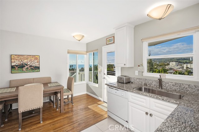 Detail Gallery Image 8 of 19 For 670 Thalia, Laguna Beach,  CA 92651 - 2 Beds | 2 Baths