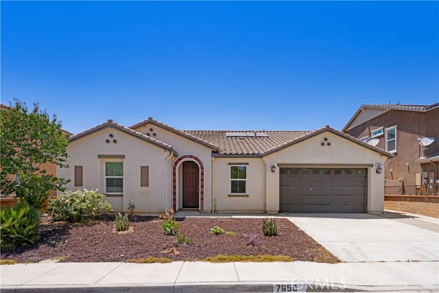7659 Prairie Drive, Riverside CA: https://media.crmls.org/medias/e935506d-432b-4894-9b4b-2f4f7589af8d.jpg