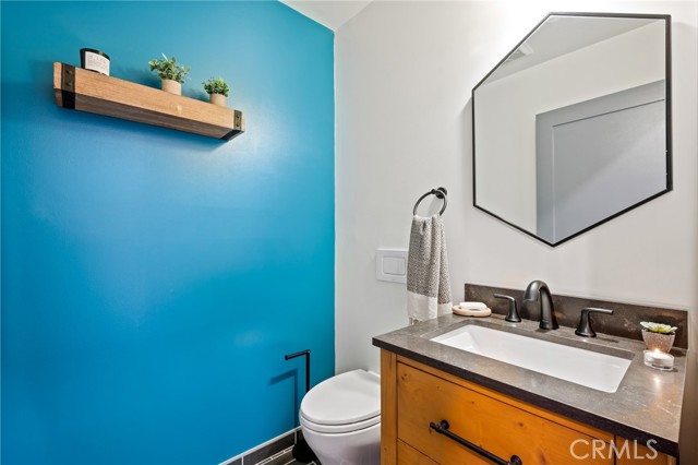 Detail Gallery Image 16 of 36 For 7424 and 7426 W 85th St, Los Angeles,  CA 90045 - 4 Beds | 3/1 Baths