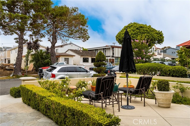Detail Gallery Image 14 of 47 For 602 Larkspur Ave a,  Corona Del Mar,  CA 92625 - 3 Beds | 2/1 Baths