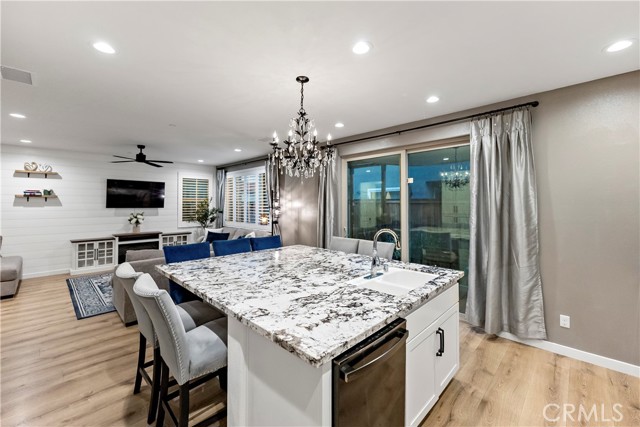 Detail Gallery Image 8 of 16 For 4301 San Miguel, Madera,  CA 93636 - 3 Beds | 2/1 Baths