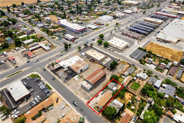 53 N Prospect Street, Porterville CA: https://media.crmls.org/medias/e936f8de-c793-4482-92e7-88aef4c883c7.jpg