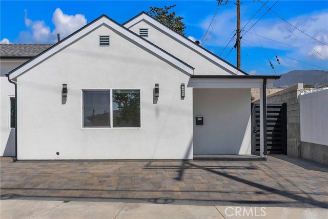 Front Image Thumbnail for CRSR26064700