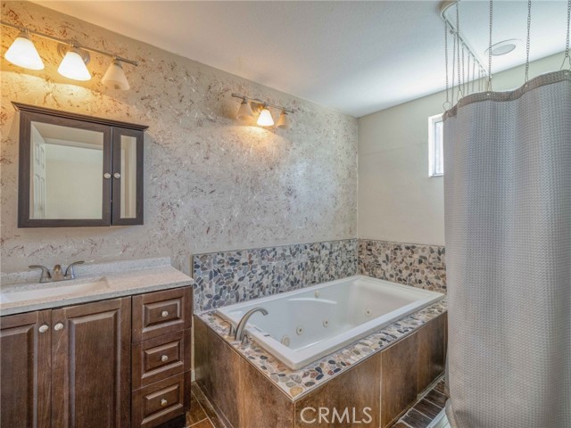 Detail Gallery Image 25 of 36 For 8259 Westport Cir, Sacramento,  CA 95828 - 3 Beds | 2/1 Baths