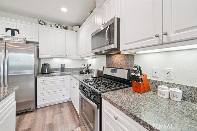 Detail Gallery Image 7 of 27 For 3160 E Yountville Dr #10,  Ontario,  CA 91761 - 2 Beds | 2 Baths