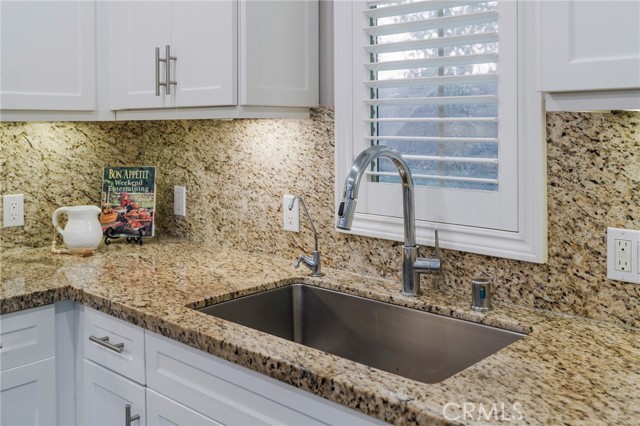 Detail Gallery Image 11 of 39 For 88 Capricorn, Irvine,  CA 92618 - 2 Beds | 2 Baths