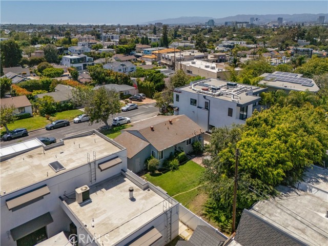 Image 18 of 20 For 3042 Glendon Avenue