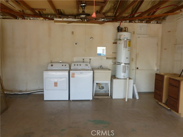 27657 Charlestown Drive, Menifee CA: https://media.crmls.org/medias/e939f261-bdd2-4094-863c-1b6e573db785.jpg