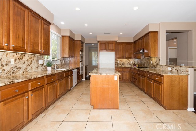 Detail Gallery Image 3 of 15 For 16843 Tamarind Ct, Chino Hills,  CA 91709 - 4 Beds | 2/1 Baths