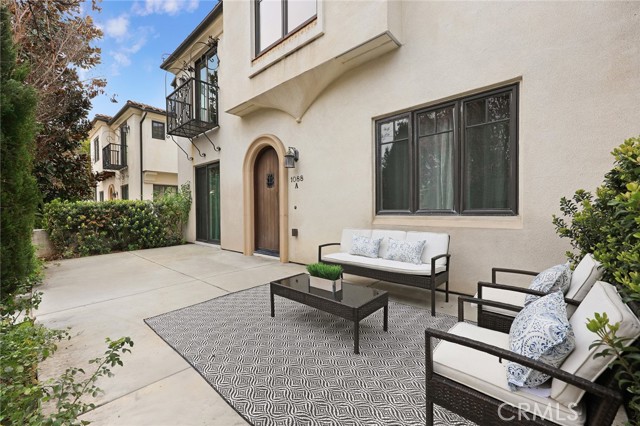 Detail Gallery Image 5 of 31 For 1088 Sunset Bld a,  Arcadia,  CA 91007 - 3 Beds | 3 Baths