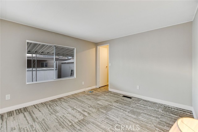 35218 Fir Avenue, Yucaipa CA: https://media.crmls.org/medias/e93a9938-4763-4e15-9484-ce632a7a35b1.jpg
