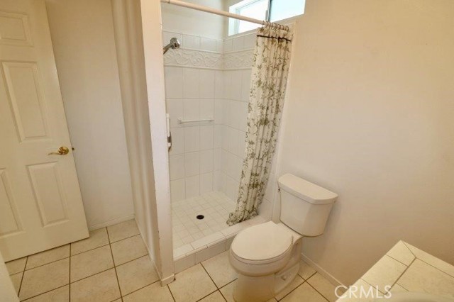 property-img
