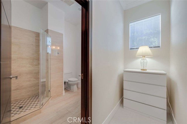 11837 Rideout Way, Whittier CA: https://media.crmls.org/medias/e93ad487-62a0-49fd-ac8e-fe50358b5852.jpg