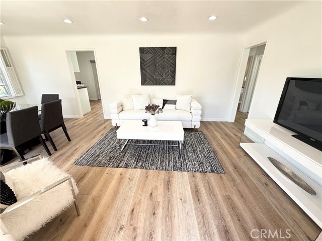 2150 N Eastern Avenue, Los Angeles CA: https://media.crmls.org/medias/e93af4d0-36d5-414c-a2fc-e0e252d571db.jpg