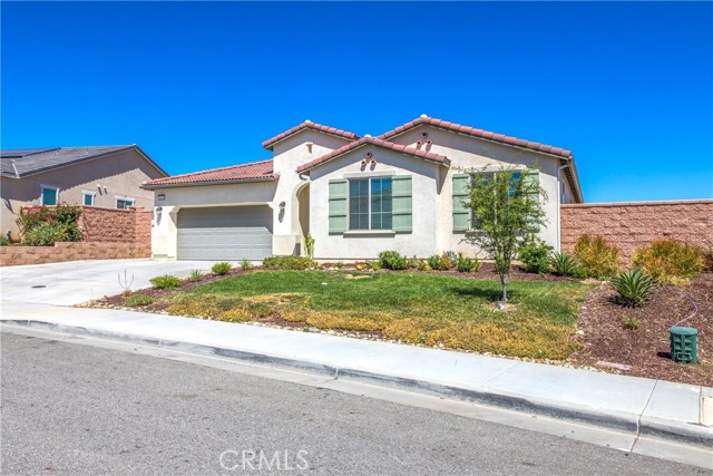 Detail Gallery Image 3 of 35 For 1304 Joshua Tree Rd, Calimesa,  CA 92320 - 3 Beds | 2/1 Baths